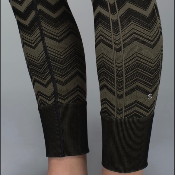 Lululemon Ebb To Street Pant - Picture 7 of 7